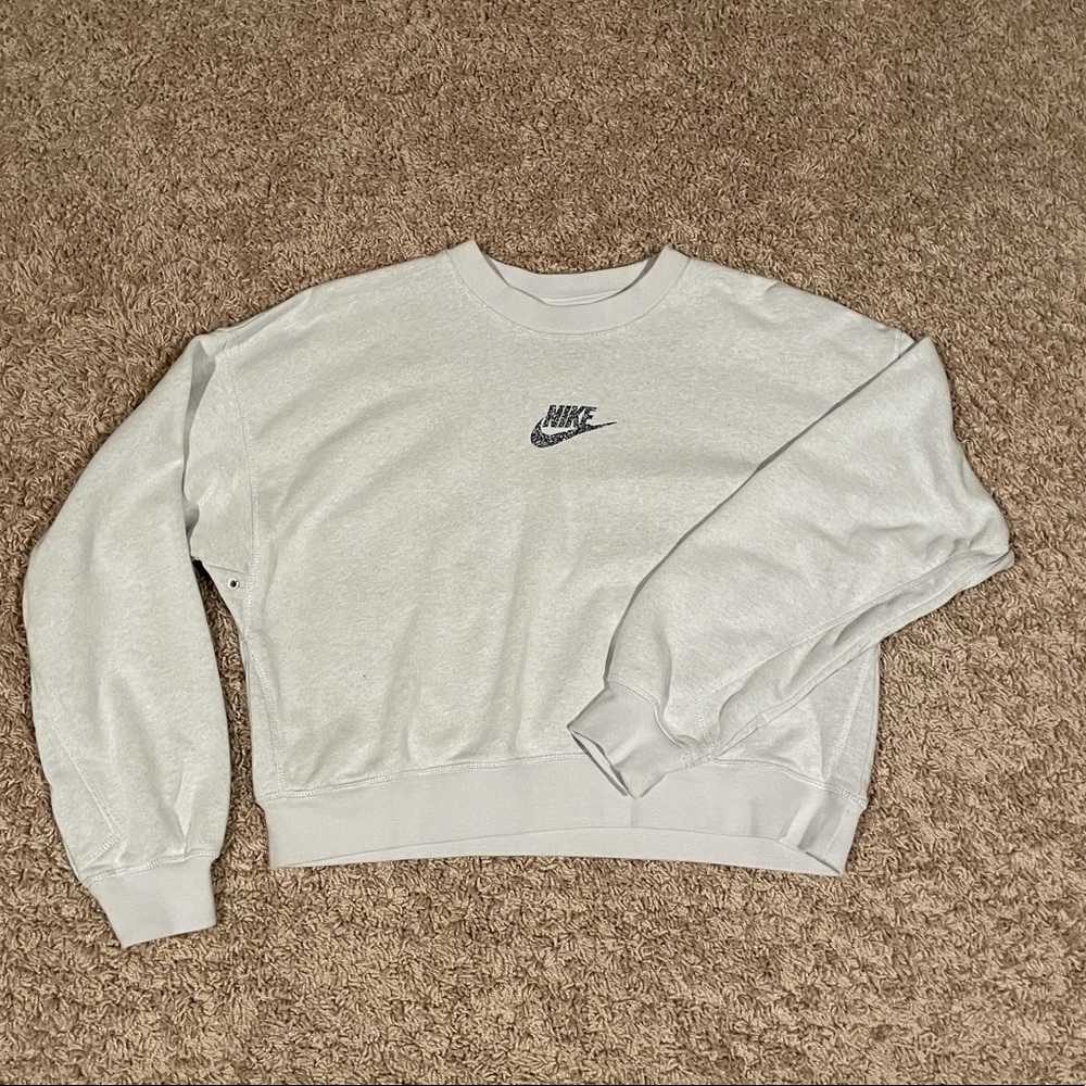 Nike Women Sportswear